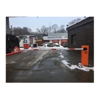 Шлагбаум автоматический Стандарт-Арктик с прямоугольной стрелой 4м и радиоуправлением