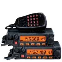 Купить Базово-мобильная радиостанция YAESU FT-1807 в 